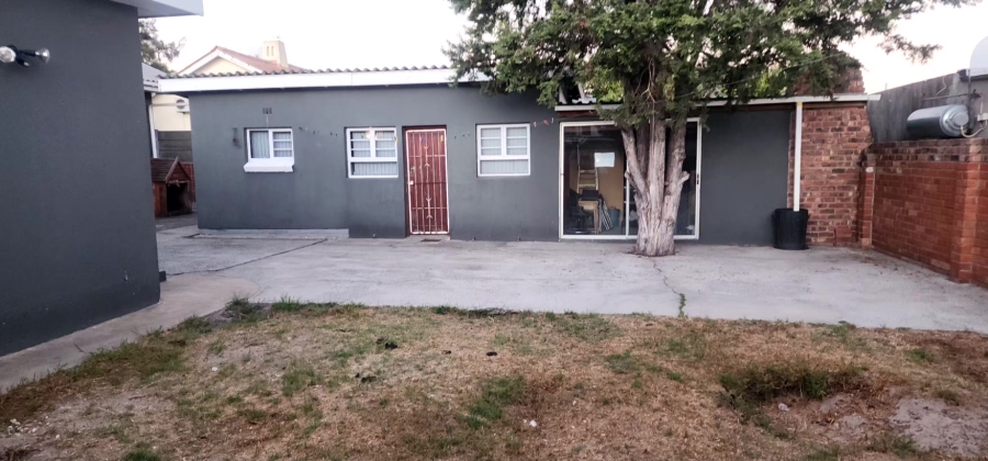 3 Bedroom Property for Sale in Avondale Western Cape